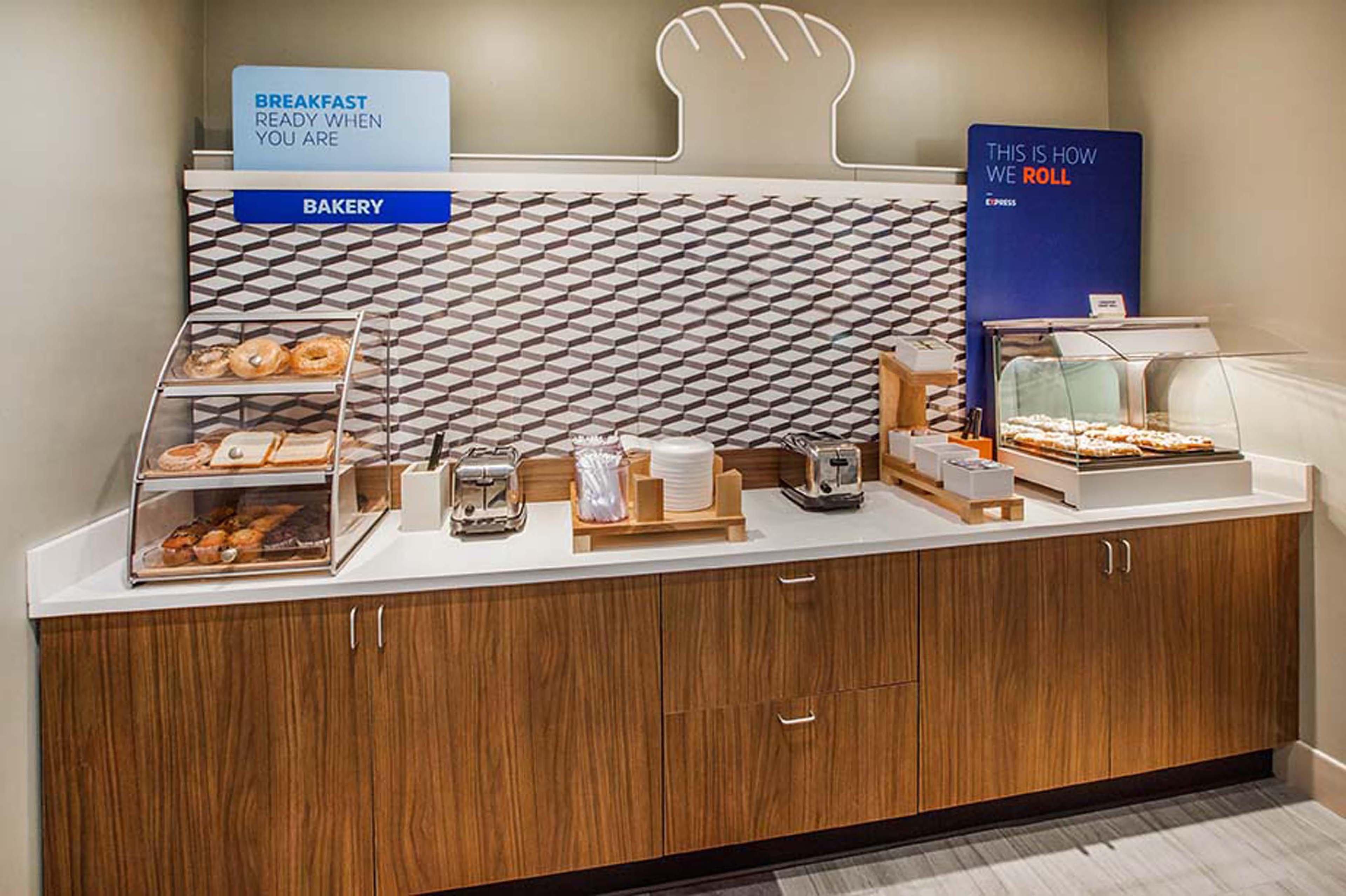 Holiday Inn Express Hotel & Suites Atlanta Buckhead By Ihg Luaran gambar