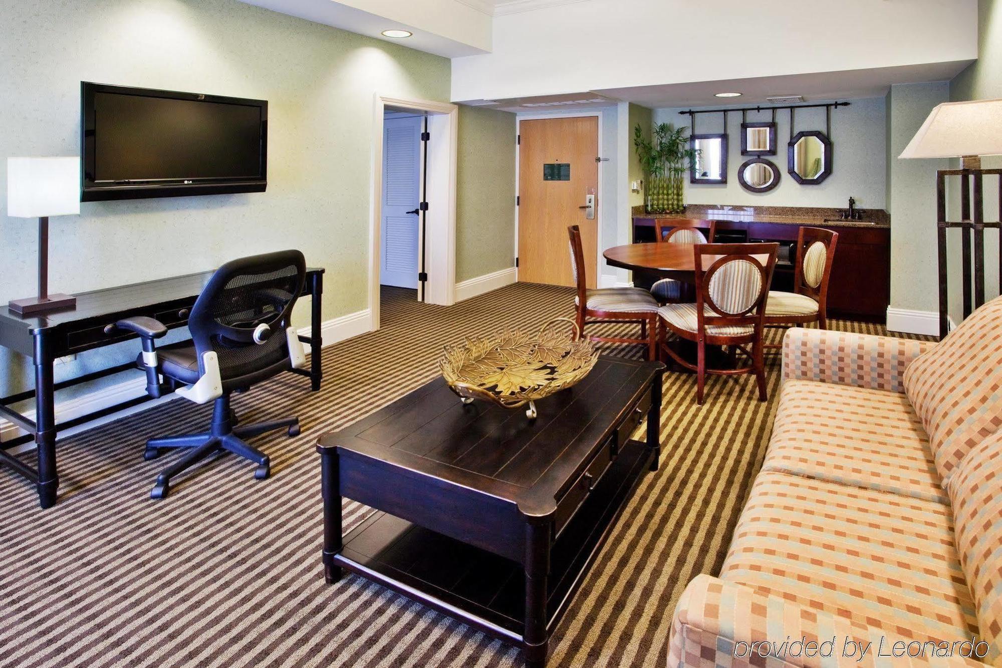 Holiday Inn Express Hotel & Suites Atlanta Buckhead By Ihg Luaran gambar